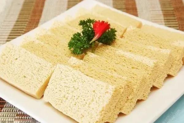 凍豆腐有點(diǎn)苦怎么回事 凍豆腐會(huì)胖嗎 凍豆腐有點(diǎn)苦怎么回事 凍豆腐會(huì)胖嗎