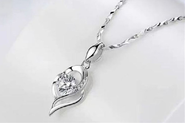 鉑金項(xiàng)鏈斷了可以修復(fù)嗎 鉑金項(xiàng)鏈斷了怎么接 鉑金項(xiàng)鏈斷了可以修復(fù)嗎 鉑金項(xiàng)鏈斷了怎么接