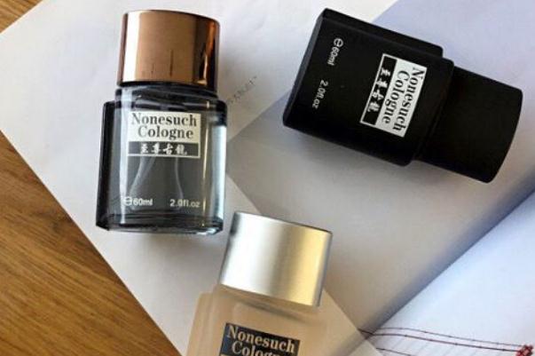 古龍香水可以驅(qū)蚊嗎 古龍香水可以噴在頭發(fā)上嗎 古龍香水可以驅(qū)蚊嗎 古龍香水可以噴在頭發(fā)上嗎