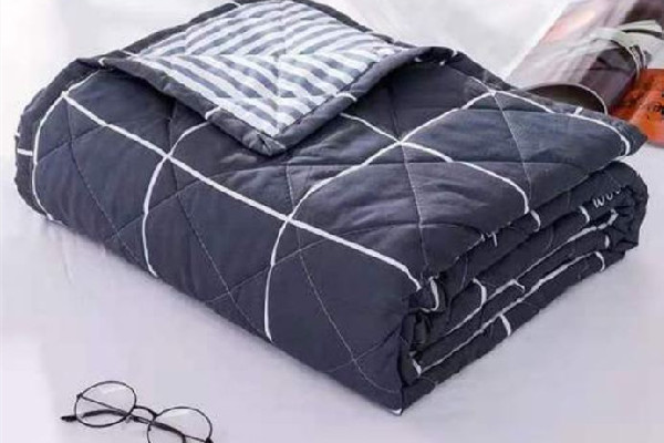 空調被多少錢一床 空調被買哪個牌子的好 空調被多少錢一床 空調被買哪個牌子的好