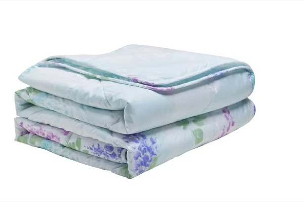 空調(diào)被會有螨蟲嗎 空調(diào)被多久曬一次比較好 空調(diào)被會有螨蟲嗎 空調(diào)被多久曬一次比較好