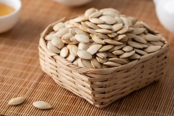 南瓜子炒熟了還有營(yíng)養(yǎng)價(jià)值嗎 南瓜子熟吃殺死寄生蟲(chóng)嗎