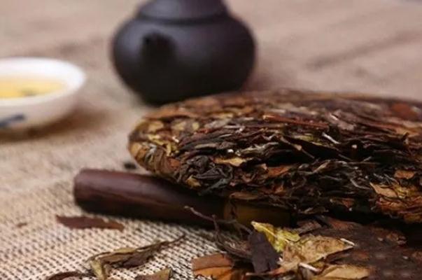 老白茶對(duì)女人的功效 老白茶對(duì)痛風(fēng)有什么好處 老白茶對(duì)女人的功效 老白茶對(duì)痛風(fēng)有什么好處