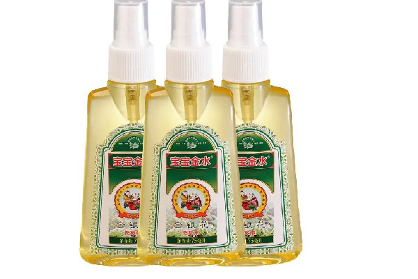 寶寶金水可以和沐浴露一起用嗎 寶寶金水會不會把皮膚洗黃 寶寶金水可以和沐浴露一起用嗎 寶寶金水會不會把皮膚洗黃