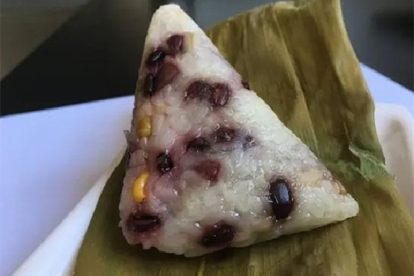 熟粽子微波爐加熱多久 熟粽子微波爐加熱要放水嗎 熟粽子微波爐加熱多久 熟粽子微波爐加熱要放水嗎