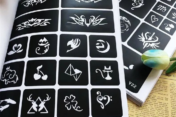 半永久紋身貼怎么能快速洗掉 半永久紋身貼用碘伏可以擦掉嗎 半永久紋身貼怎么能快速洗掉 半永久紋身貼用碘伏可以擦掉嗎