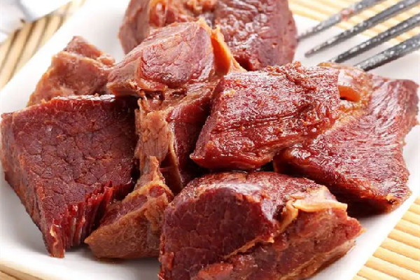 鹵牛肉有營養(yǎng)還是新鮮牛肉有營養(yǎng) 鹵牛肉的營養(yǎng)價值和功效