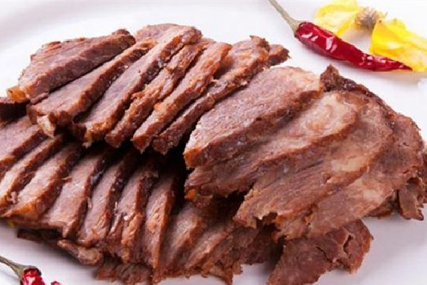 鹵牛肉熱切還是冷切 鹵牛肉怎么切才不會(huì)碎 鹵牛肉熱切還是冷切 鹵牛肉怎么切才不會(huì)碎
