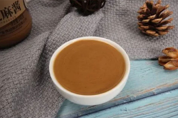 芝麻醬和花生醬有什么區(qū)別 芝麻醬和花生醬哪個(gè)熱量高