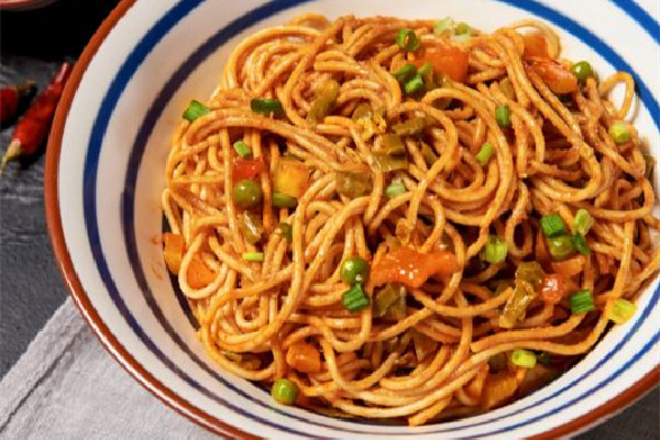 熱干面的熱量是多少大卡 熱干面適合減肥時吃嗎 熱干面的熱量是多少大卡 熱干面適合減肥時吃嗎