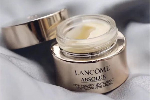 蘭蔻菁純眼霜效果怎么樣 蘭蔻菁純眼霜可以去黑眼圈嗎 蘭蔻菁純眼霜效果怎么樣 蘭蔻菁純眼霜可以去黑眼圈嗎