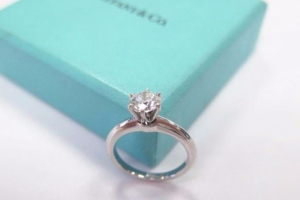 蒂芙尼鉆戒一克拉多少錢 蒂芙尼鉆戒的鉆石是什么鉆 蒂芙尼鉆戒一克拉多少錢 蒂芙尼鉆戒的鉆石是什么鉆