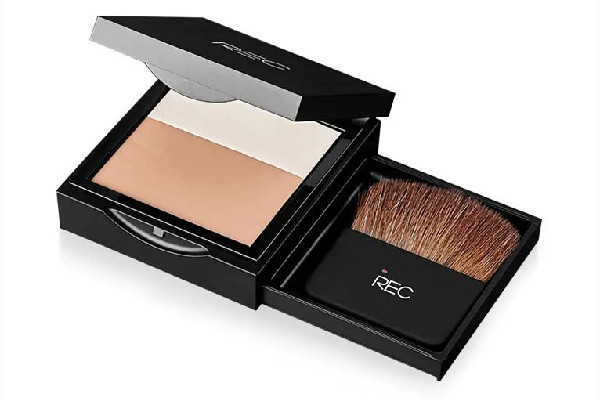 修容粉用珠光還是啞光 修容粉會掉嗎 修容粉用珠光還是啞光 修容粉會掉嗎