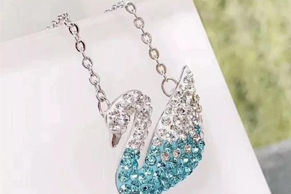 施華洛世奇項鏈大概多少錢 施華洛世奇項鏈可以回收賣掉嗎 施華洛世奇項鏈大概多少錢 施華洛世奇項鏈可以回收賣掉嗎