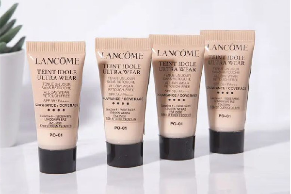 蘭蔻粉底液適合干皮還是油皮 蘭蔻粉底液會(huì)悶痘嗎 蘭蔻粉底液適合干皮還是油皮 蘭蔻粉底液會(huì)悶痘嗎