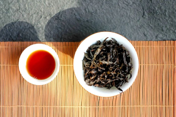 巖茶怎么沖泡好喝 巖茶用蓋碗好還是紫砂好 巖茶怎么沖泡好喝 巖茶用蓋碗好還是紫砂好