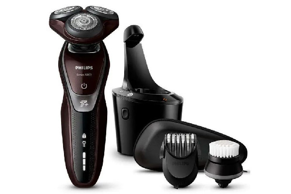 剃須刀有異味怎么清洗 剃須刀多久洗一次比較衛(wèi)生 剃須刀有異味怎么清洗 剃須刀多久洗一次比較衛(wèi)生