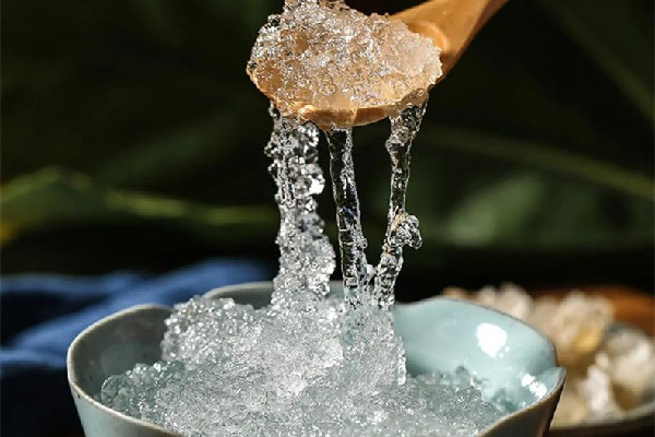 雪燕什么時(shí)候吃效果最好 雪燕怎么煮才好吃 雪燕什么時(shí)候吃效果最好 雪燕怎么煮才好吃