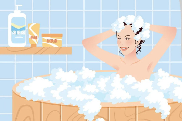 夏天洗澡后皮膚瘙癢怎么辦 夏天洗澡后要涂潤膚霜嗎 夏天洗澡后皮膚瘙癢怎么辦 夏天洗澡后要涂潤膚霜嗎