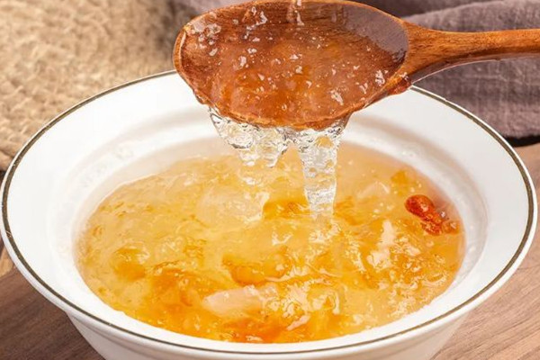 雪燕什么時(shí)候吃效果最好 雪燕怎么煮才好吃 雪燕什么時(shí)候吃效果最好 雪燕怎么煮才好吃