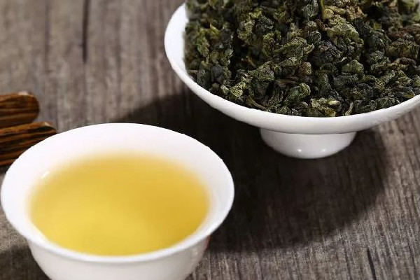 青茶是烏龍茶嗎 青茶是半發(fā)酵茶嗎 青茶是烏龍茶嗎 青茶是半發(fā)酵茶嗎