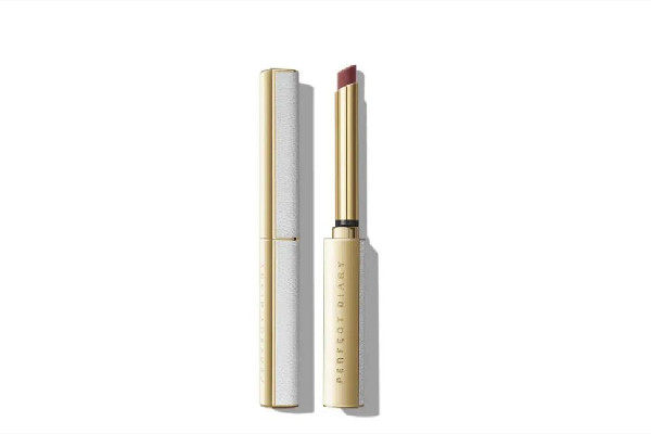 完美日記口紅怎么辨別真假 完美日記口紅有味道嗎 完美日記口紅怎么辨別真假 完美日記口紅有味道嗎