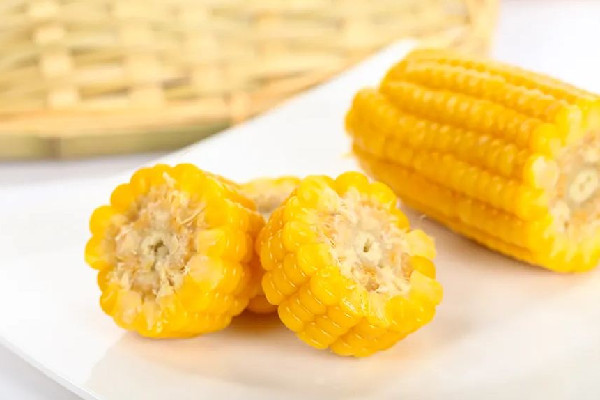 糯玉米可以煲湯嗎 糯玉米可以燉排骨嗎 糯玉米可以煲湯嗎 糯玉米可以燉排骨嗎