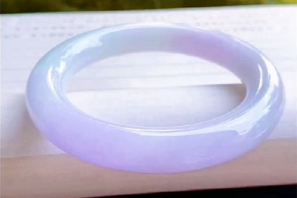 紫羅蘭手鐲有棉絮會影響價(jià)值嗎 紫羅蘭手鐲棉絮多是假的嗎 紫羅蘭手鐲有棉絮會影響價(jià)值嗎 紫羅蘭手鐲棉絮多是假的嗎