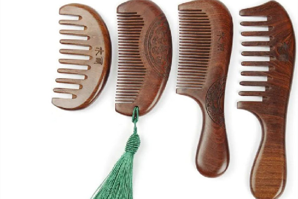 木梳子彎了怎么變直 木梳子為什么會(huì)變彎 木梳子彎了怎么變直 木梳子為什么會(huì)變彎