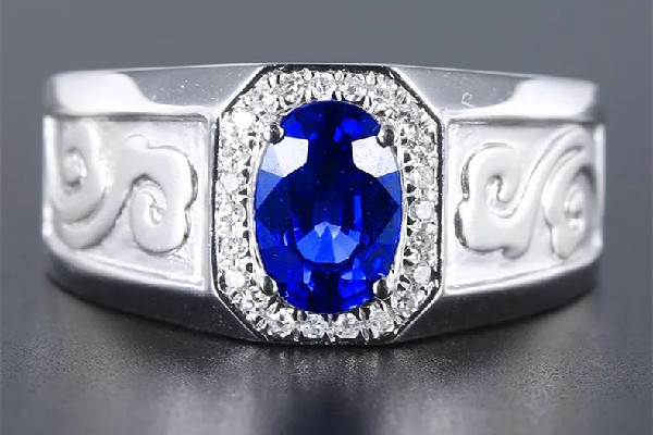 藍(lán)寶石和紅寶石哪個(gè)值錢 藍(lán)寶石什么顏色最貴 藍(lán)寶石和紅寶石哪個(gè)值錢 藍(lán)寶石什么顏色最貴