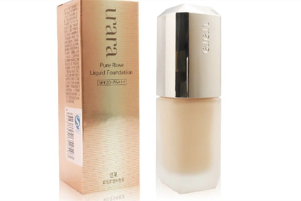 粉底液會(huì)使肌膚暗沉嗎 粉底液會(huì)被皮膚吸收嗎 粉底液會(huì)使肌膚暗沉嗎 粉底液會(huì)被皮膚吸收嗎