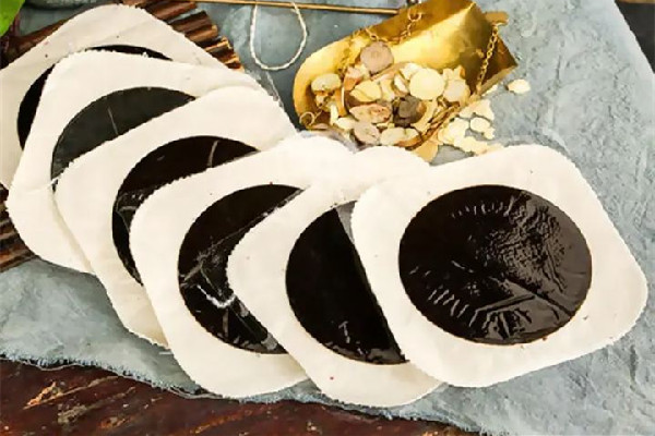 貼膏藥皮膚過敏紅癢怎么辦 貼膏藥皮膚癢怎么回事 貼膏藥皮膚過敏紅癢怎么辦 貼膏藥皮膚癢怎么回事