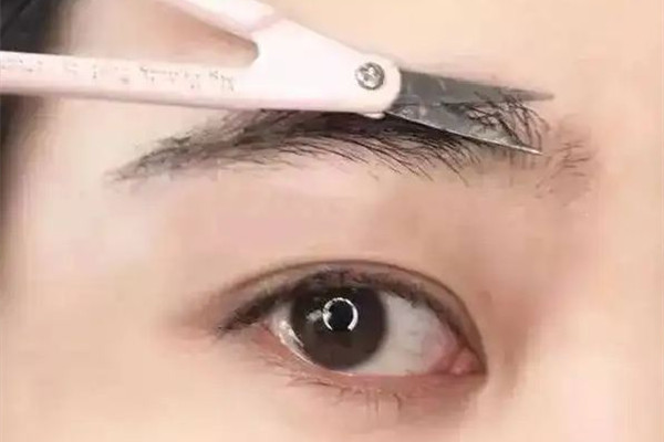刮眉毛會影響運氣嗎 刮眉毛有什么禁忌 刮眉毛會影響運氣嗎 刮眉毛有什么禁忌
