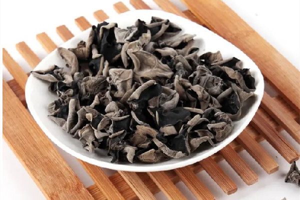 干木耳放冰箱保存可以嗎 干木耳放了好幾年還能吃嗎 干木耳放冰箱保存可以嗎 干木耳放了好幾年還能吃嗎