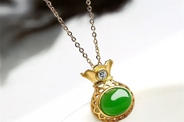 鎖骨鏈是多少厘米 鎖骨鏈是不是很短 鎖骨鏈是多少厘米 鎖骨鏈是不是很短