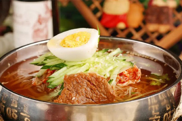 冷面要提前泡多久 冷面不泡直接煮行嗎 冷面要提前泡多久 冷面不泡直接煮行嗎