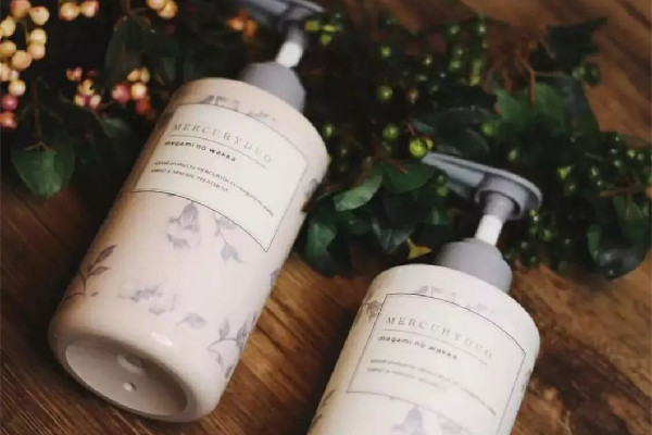 洗發(fā)水買(mǎi)多少錢(qián)合適 洗發(fā)水買(mǎi)什么成分好 洗發(fā)水買(mǎi)多少錢(qián)合適 洗發(fā)水買(mǎi)什么成分好