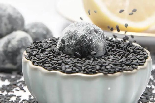 黑芝麻丸怎么做才會軟糯 黑芝麻丸直接吃還是泡水 黑芝麻丸怎么做才會軟糯 黑芝麻丸直接吃還是泡水