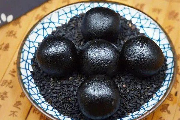 黑芝麻丸一天吃幾粒最好 黑芝麻丸吃多了有什么影響 黑芝麻丸一天吃幾粒最好 黑芝麻丸吃多了有什么影響