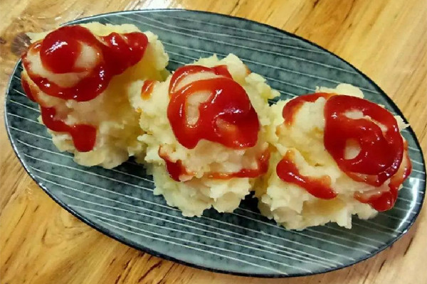 土豆泥和米飯哪個(gè)熱量高 土豆泥可以天天吃嗎 土豆泥和米飯哪個(gè)熱量高 土豆泥可以天天吃嗎