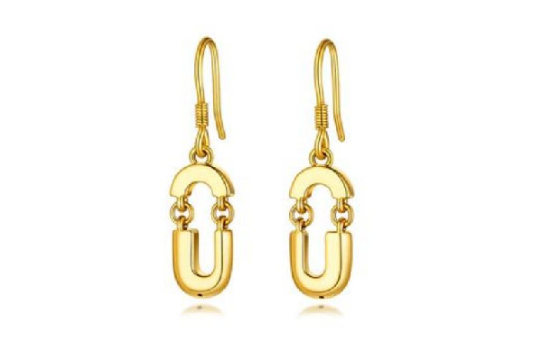 黃金耳飾適合多少歲的人戴 黃金耳飾是不是很顯年齡 黃金耳飾適合多少歲的人戴 黃金耳飾是不是很顯年齡