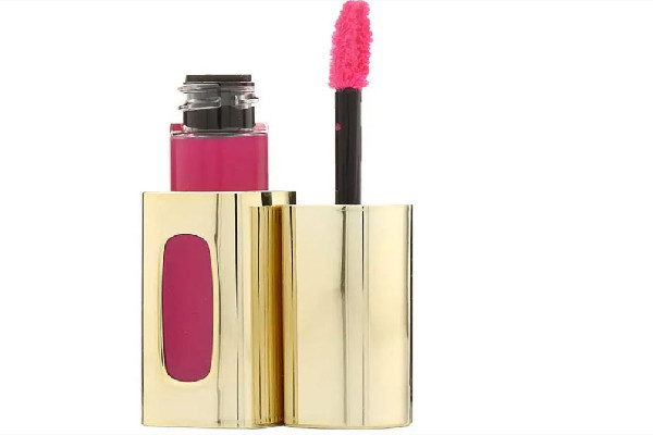 唇釉是直接涂在嘴上嗎 唇釉涂前要涂唇膏嗎 唇釉是直接涂在嘴上嗎 唇釉涂前要涂唇膏嗎