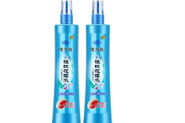 花露水是噴衣服上還是皮膚上 花露水怎么用驅(qū)蚊效果好 花露水是噴衣服上還是皮膚上 花露水怎么用驅(qū)蚊效果好