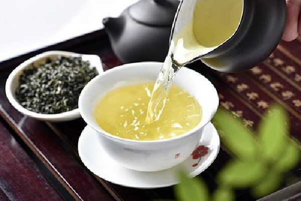 鐵觀音和碧螺春哪個(gè)好喝 鐵觀音和碧螺春區(qū)別 鐵觀音和碧螺春哪個(gè)好喝 鐵觀音和碧螺春區(qū)別