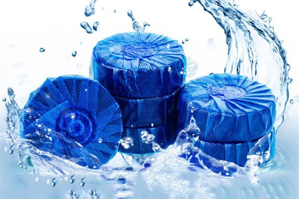 潔廁塊一塊能用多久 潔廁塊對馬桶有沒有影響 潔廁塊一塊能用多久 潔廁塊對馬桶有沒有影響