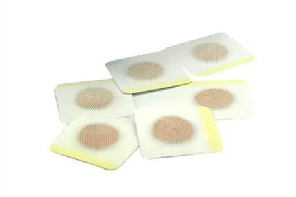 三伏貼適合多大年齡的人貼 三伏貼可以給孩子貼嗎 三伏貼適合多大年齡的人貼 三伏貼可以給孩子貼嗎