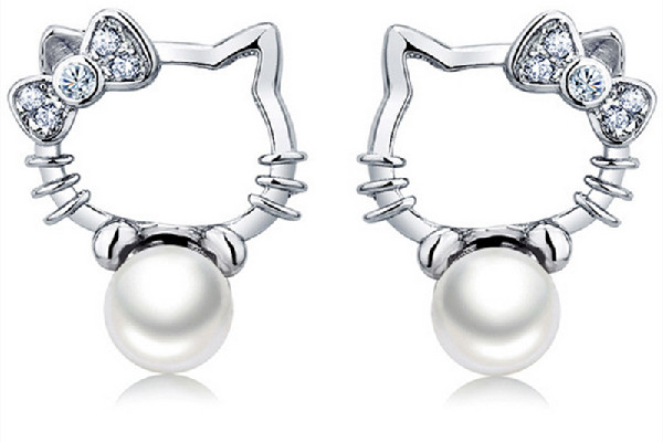 純銀耳釘用碘伏消毒會變黑嗎 純銀耳釘用什么消毒 純銀耳釘用碘伏消毒會變黑嗎 純銀耳釘用什么消毒