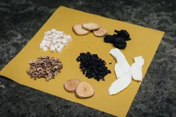 三伏貼去濕氣嗎 三伏貼對風(fēng)濕有效果嗎 三伏貼去濕氣嗎 三伏貼對風(fēng)濕有效果嗎