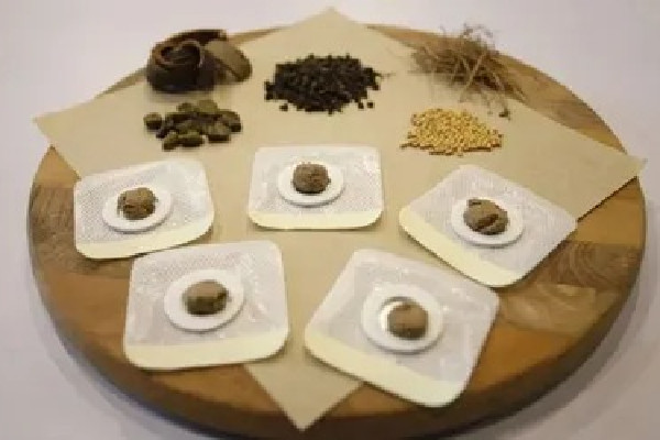 三伏貼適合多大年齡的人貼 三伏貼可以給孩子貼嗎 三伏貼適合多大年齡的人貼 三伏貼可以給孩子貼嗎