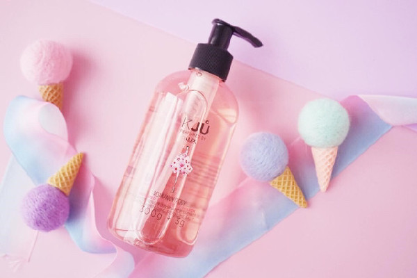 沐浴露的清潔作用怎么樣 沐浴露可以當潤滑劑使用嗎 沐浴露的清潔作用怎么樣 沐浴露可以當潤滑劑使用嗎